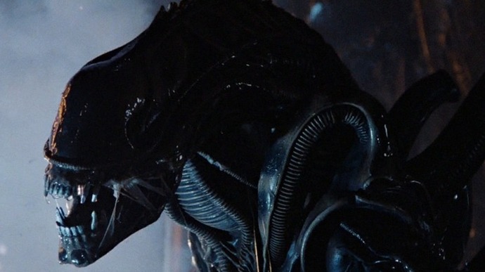 If all of the aliens on Alien Earth fought each other, who would come out victorious?