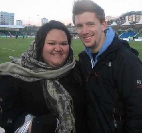 What do you think is more common, a pretty girl with an unattractive guy or a good-looking guy with an unattractive girl?