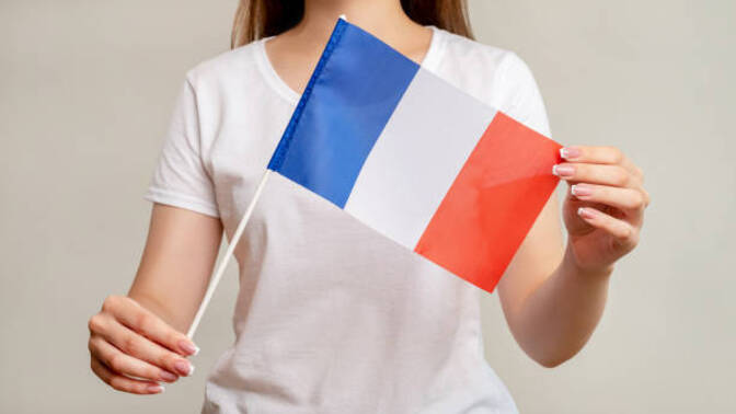 Do men like an accent?