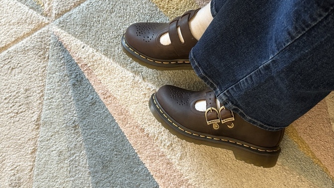 Which shoes do you prefer?
