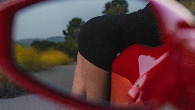 What do you prefer to wear with black and red?