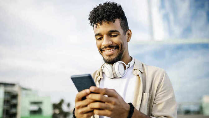 If a girl texts you first and y'all are engaging in conversation, more often than not, should you try to pivot to plans?