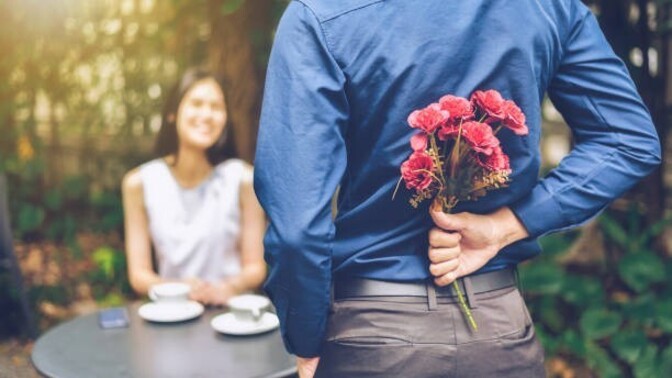 Definition of a romantic person?