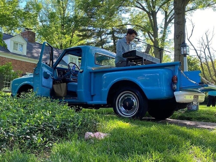 Ladies, when it comes to love do you choose him or his truck?