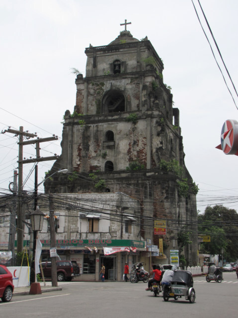 Do these churches look indigenized or colonial to you?