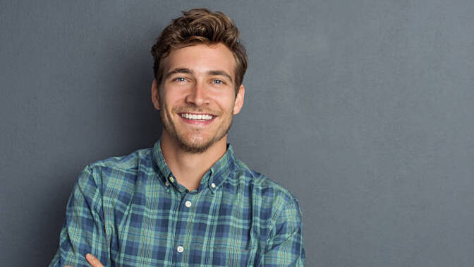 We all know of pretty privilege, but is there a handsome privilege equivalent?