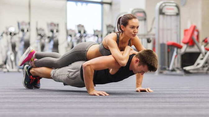 Would you ever date a gym pal?