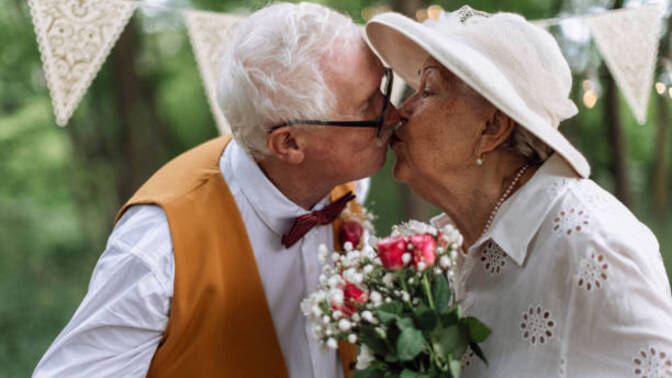 How did older generation marriages last longer?