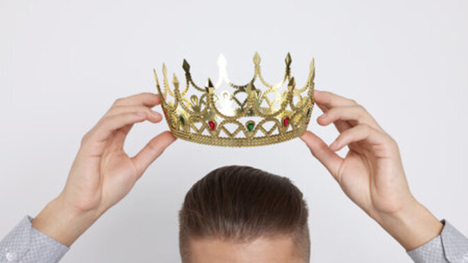 Is the term short king meant to be a back handed compliment?