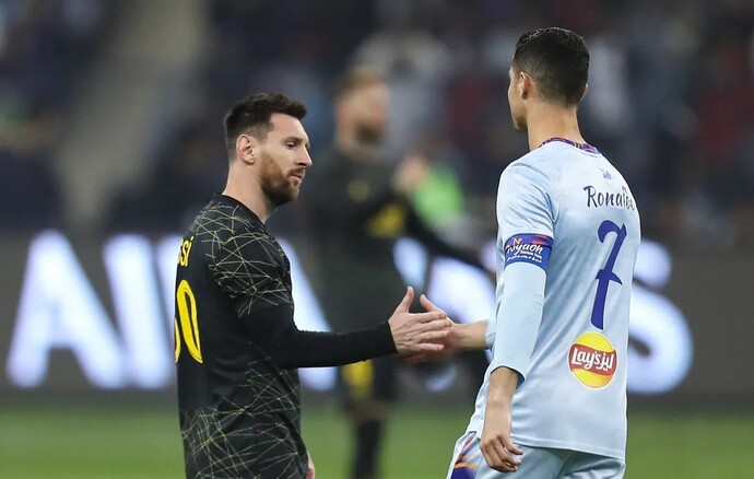 ⚽ Messi or Ronaldo?