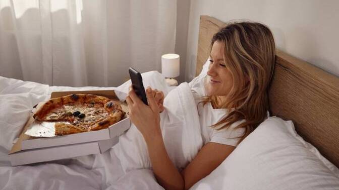 Do you ever eat food in bed?