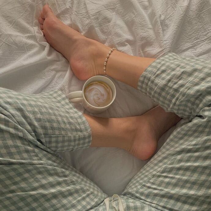 I find legs of a woman highly attractive and fascinating?