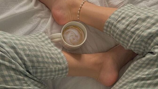 I find legs of a woman highly attractive and fascinating?