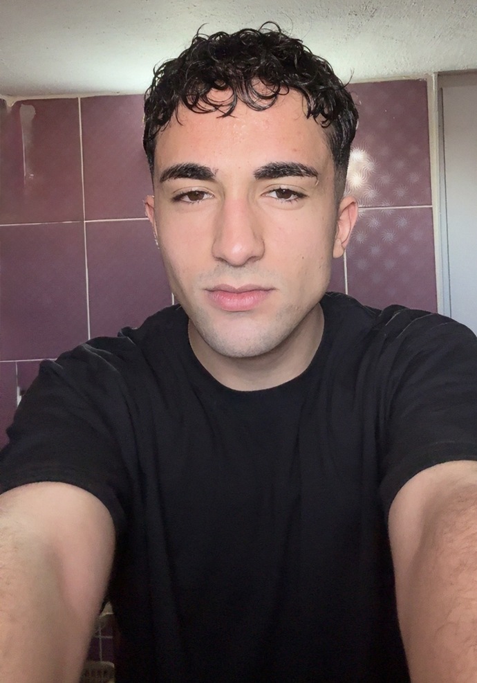 Yüzümde asimetri var mı?