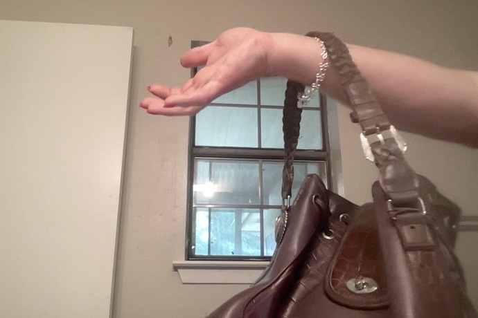 Should I Wear a Black or Brown Bag More Often in The Winter?