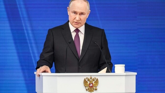 Do some people really think Putin is a genius strategist?