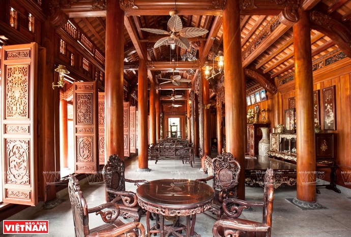 Which of this Southeast Asian style house interior do you like best?