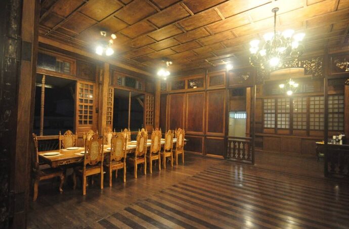 Which of this Southeast Asian style house interior do you like best?