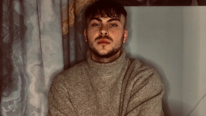 Women would you approach a guy who looks like this walking passed on the street?