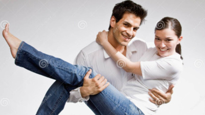 Guys, When you CARRY your GIRL, one hand is under her legs, where is your other HAND?