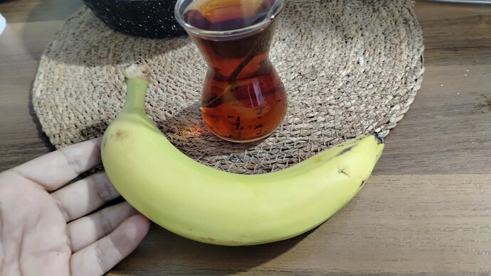 What do you eat bananas in?