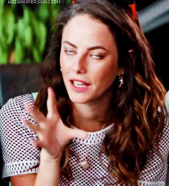 Girls, What are your GREEN flags when you meet someone?
