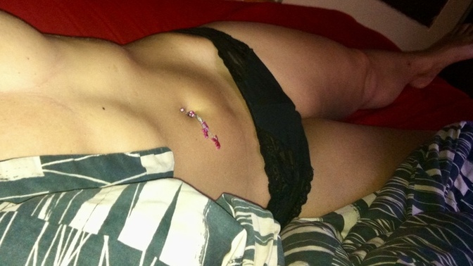 Do you like it when a girl wears a navel piercing?