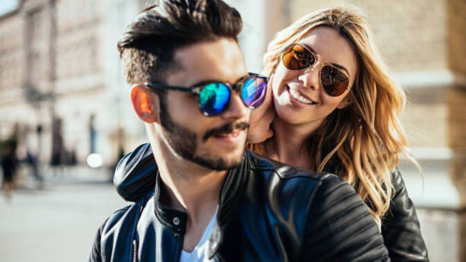 On a scale of 1 to 10, how important is your partner's fashion sense to you? And what kind of look are you into?
