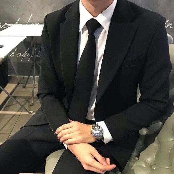 What are your favorite outfits for the opposite sex to wear?