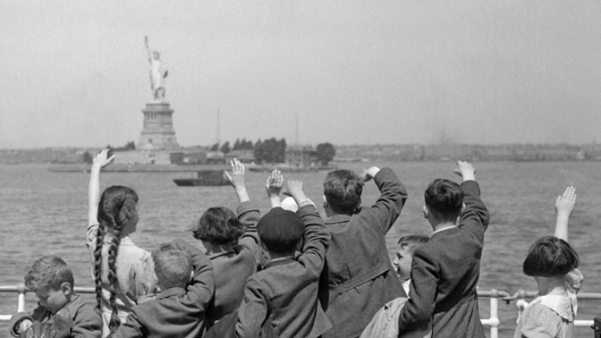 Should all Israeli Americans, be required to give up their dual citizenship?