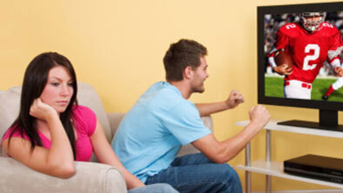 Guys would you date a woman who doesn't watch basketball/football?