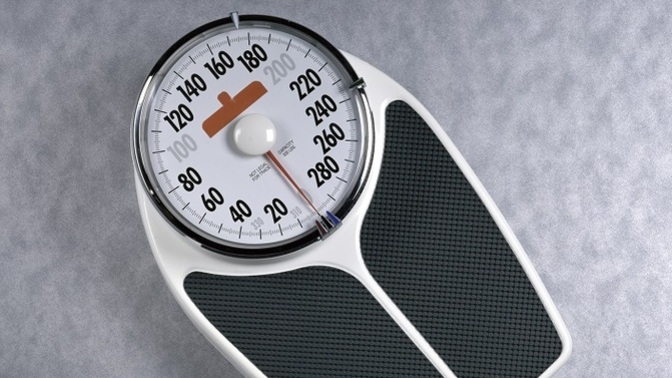 How much does your WEIGHT fluctuate?