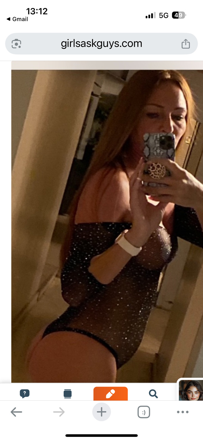 I want to dance with you, what dress would you wear?