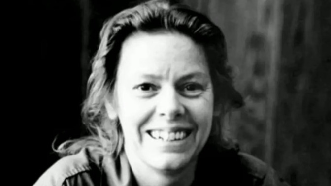 Any idea who this WOMAN is and why she is NOTABLE?