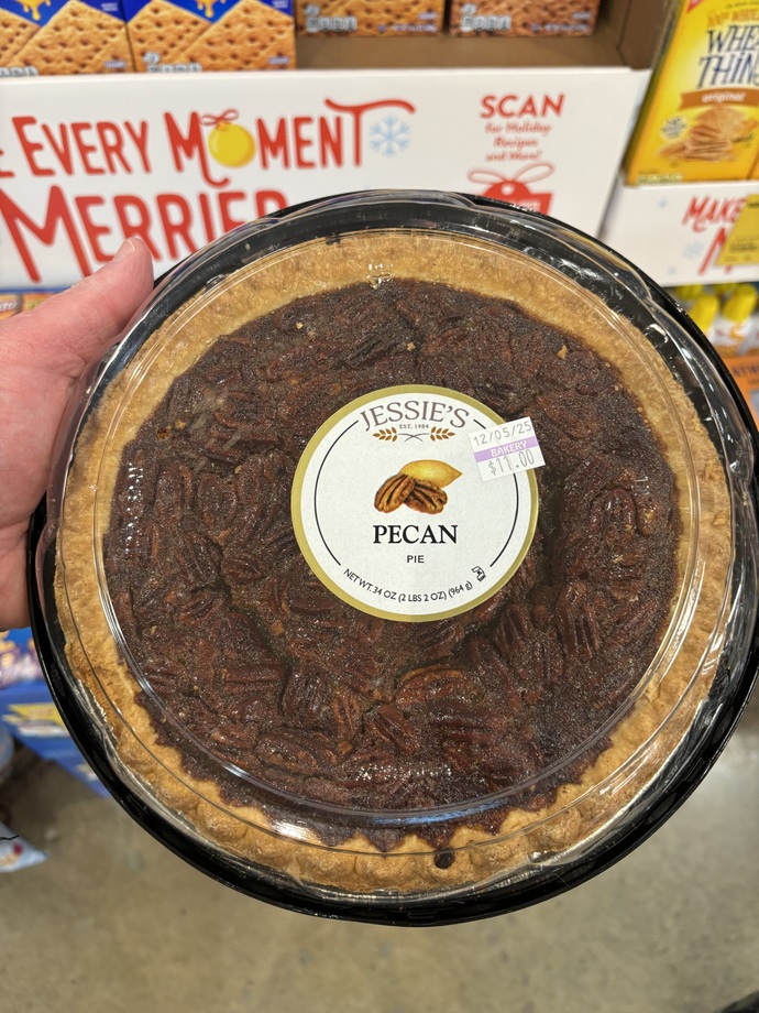 Happy Thanksgiving all my fellow gag users. Which pie sounds better?