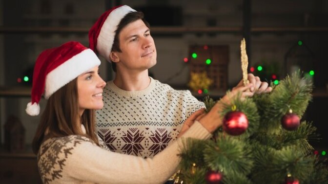 Do you make it a point to decorate for the holidays with your partner if you don't live together, or do you do it separately at your own places?