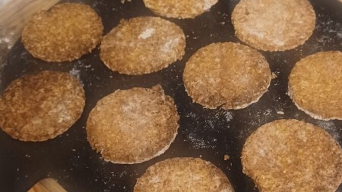 Today I burnt the oat cakes. What does it mean?