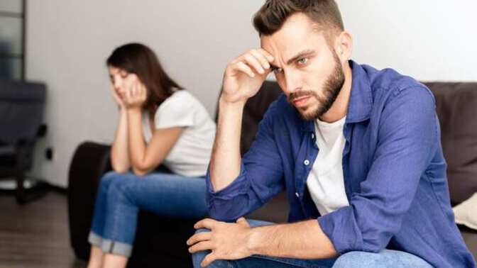 How do you deal with an emotionally unavailable person?