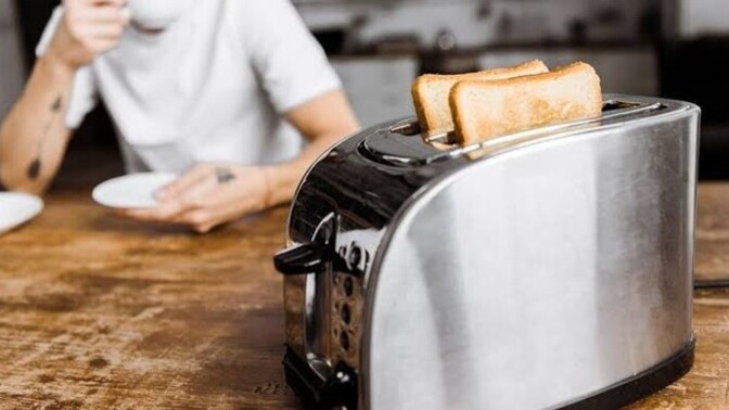 Is it huge red flags for the person your dating is having a conversation with your toaster?