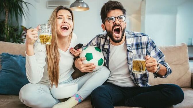 Why do SOME men think men and women can't be friends?