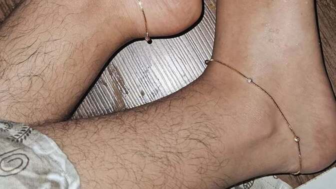 Natural hairy legs on a woman?