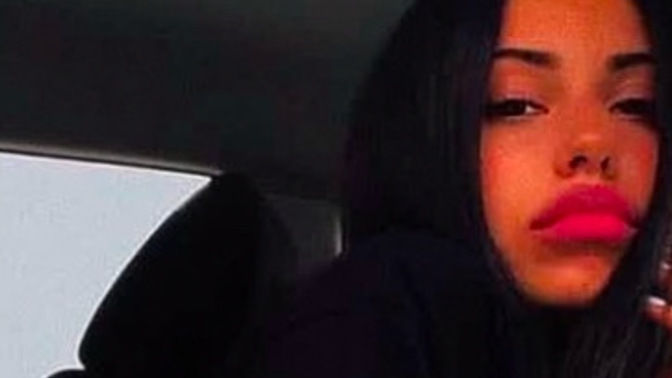 How do you achieve this type of look and how to achieve that type of skin tone?