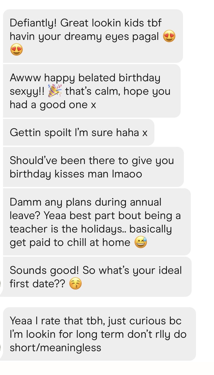 Any warning signs from this girl ⚠️?