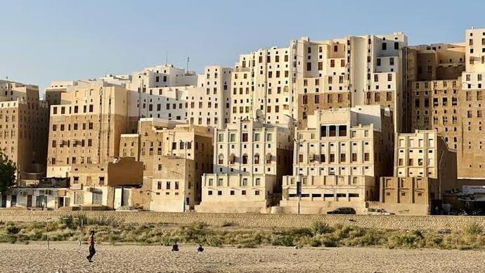 Did you know that the worlds first skyscrapers were in YEMEN, not in Chicago?