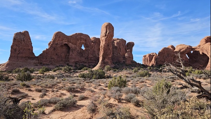 Which would you rather experience, Asias Karst Islands, or Americas Red Rocks?