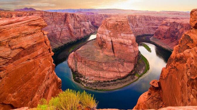 Which would you rather experience, Asia's Karst Islands, or America's Red Rocks?