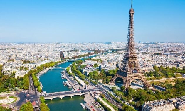 Do Americans generally feel that the French dislike them?