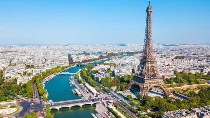 Do Americans generally feel that the French dislike them?