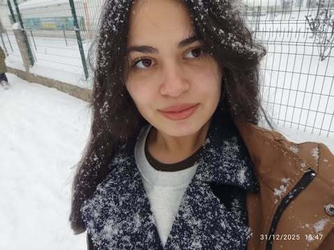 Ive become the snow queen, what wish do you want me to grant you? ?