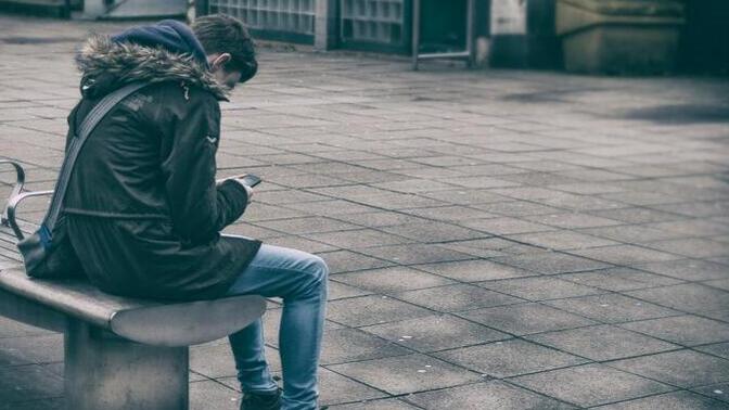 What can I do when a boy ignores my messages?
